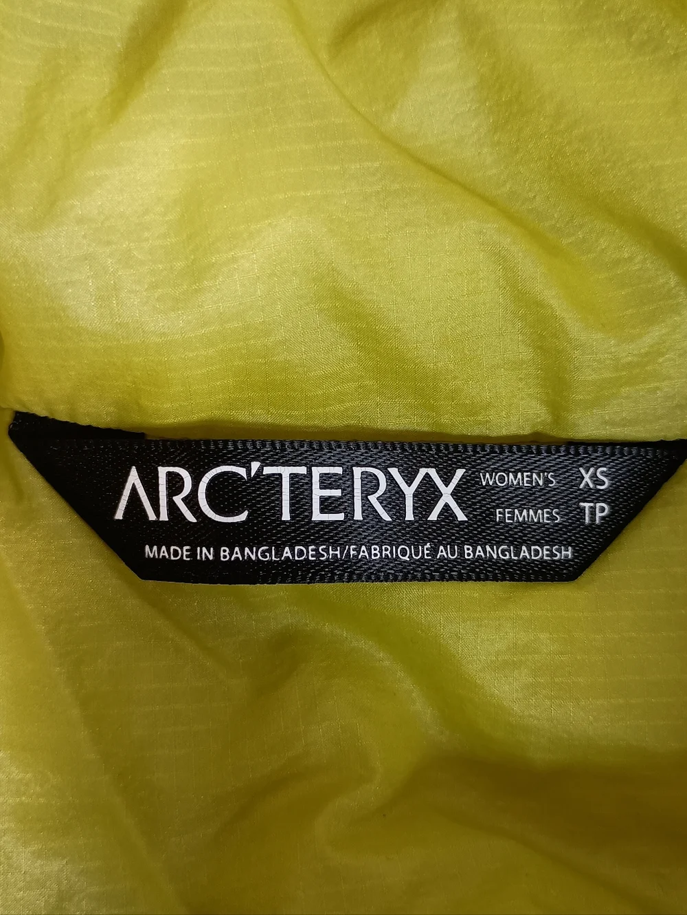 Arc’teryx Atom LT Hoody Womens XS Yellow Full Zip Hiking Insulated Hooded Jacket - Picture 2 of 9